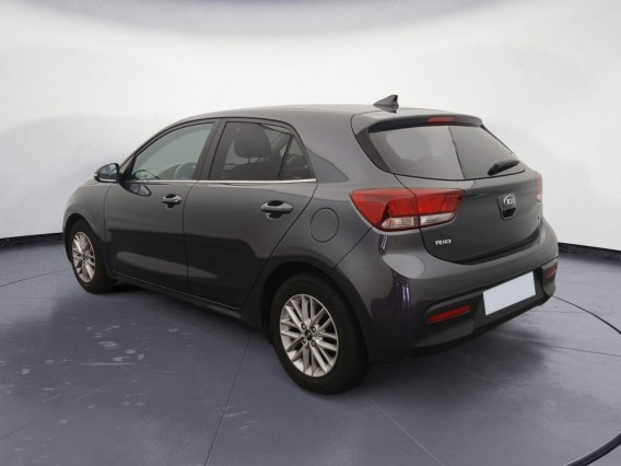 Aperçu de la photo 11 du véhicule KIA RIO