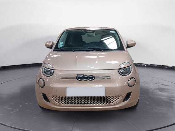 Aperçu de la photo 5 du véhicule FIAT 500e BERLINE
