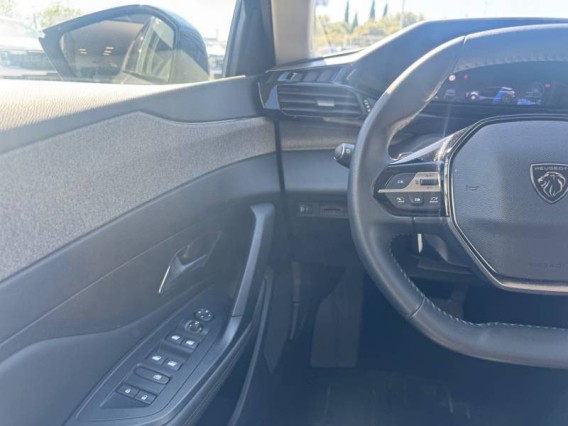 Aperçu de la photo 10 du véhicule PEUGEOT 308