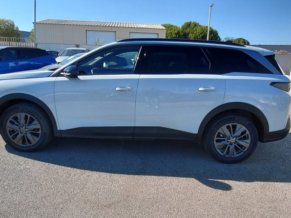 Aperçu de la photo 8 du véhicule PEUGEOT 5008