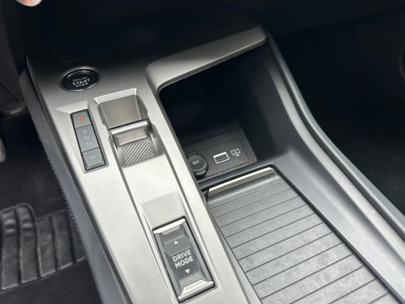 Aperçu de la photo 15 du véhicule PEUGEOT 308