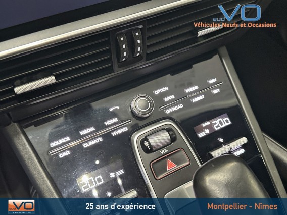 Aperçu de la photo 16 du véhicule PORSCHE CAYENNE