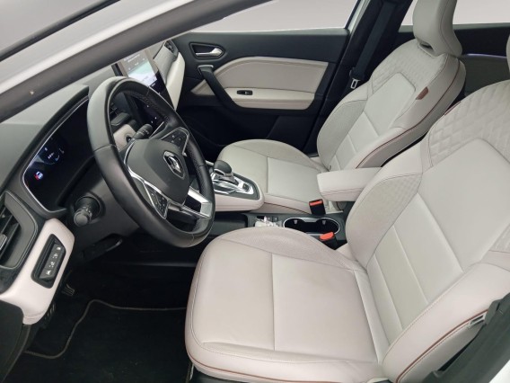 Aperçu de la photo 13 du véhicule RENAULT CAPTUR