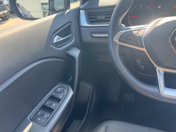 Aperçu de la photo 16 du véhicule RENAULT CAPTUR