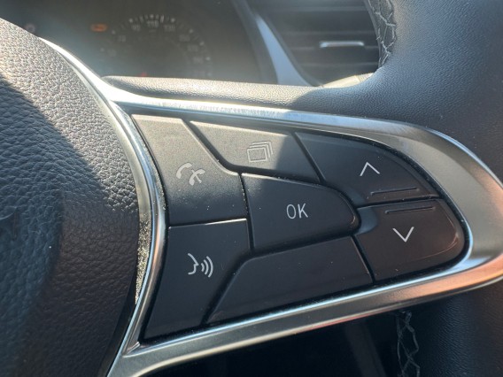 Aperçu de la photo 20 du véhicule RENAULT CAPTUR