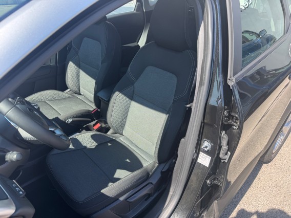 Aperçu de la photo 22 du véhicule RENAULT CAPTUR