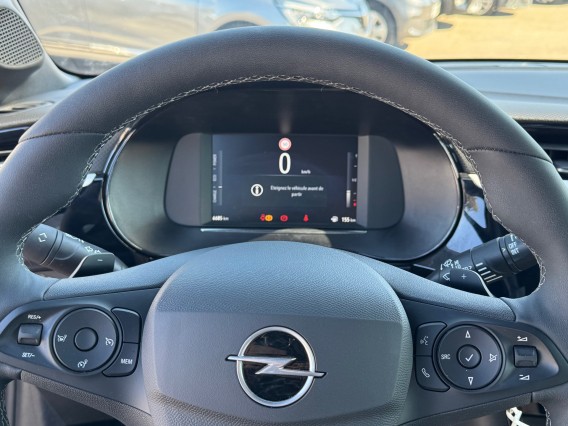 Aperçu de la photo 10 du véhicule OPEL CORSA