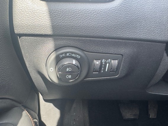 Aperçu de la photo 20 du véhicule JEEP COMPASS MY20