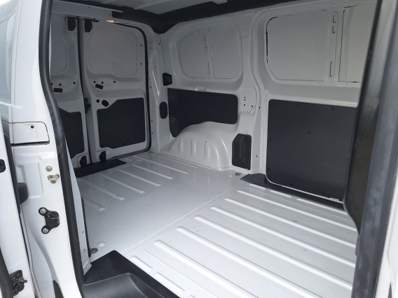 Aperçu de la photo 18 du véhicule OPEL VIVARO FOURGON