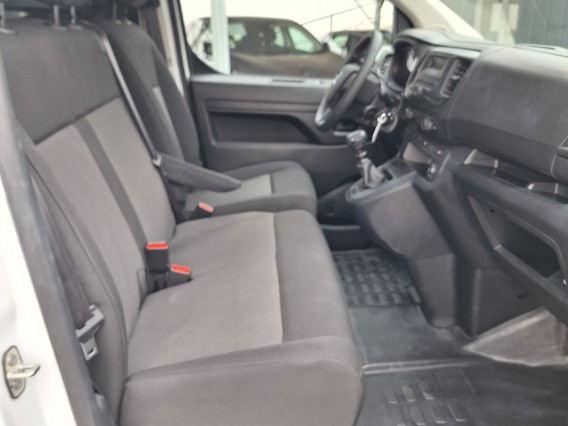 Aperçu de la photo 21 du véhicule OPEL VIVARO FOURGON