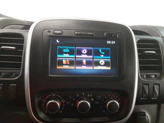 Aperçu de la photo 3 du véhicule RENAULT TRAFIC FOURGON