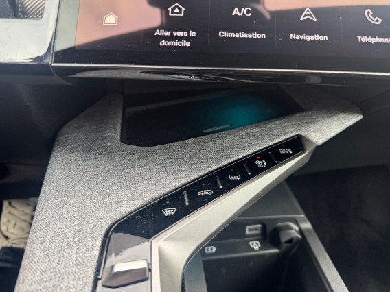 Aperçu de la photo 25 du véhicule PEUGEOT 5008