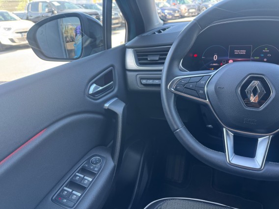 Aperçu de la photo 17 du véhicule RENAULT CAPTUR