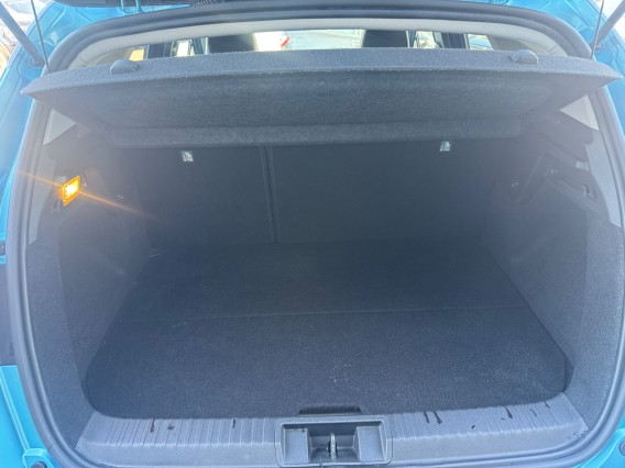 Aperçu de la photo 28 du véhicule RENAULT CAPTUR