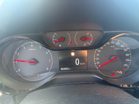 Aperçu de la photo 11 du véhicule OPEL CORSA