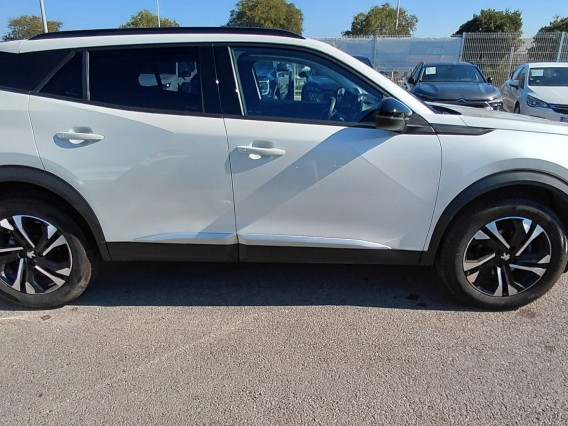 Aperçu de la photo 5 du véhicule PEUGEOT 2008