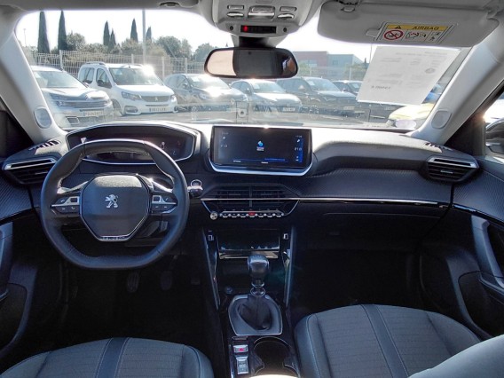 Aperçu de la photo 10 du véhicule PEUGEOT 2008