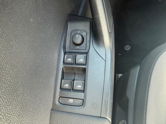 Aperçu de la photo 22 du véhicule SEAT IBIZA