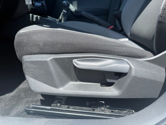 Aperçu de la photo 24 du véhicule SEAT IBIZA