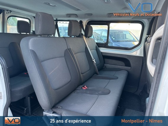 Aperçu de la photo 18 du véhicule RENAULT TRAFIC COMBI