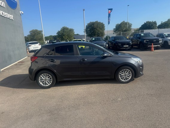 Aperçu de la photo 5 du véhicule KIA RIO