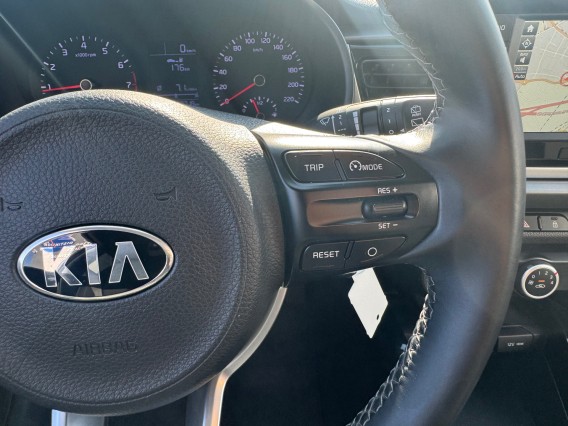 Aperçu de la photo 23 du véhicule KIA RIO