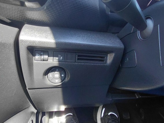Aperçu de la photo 24 du véhicule CITROEN C4 X