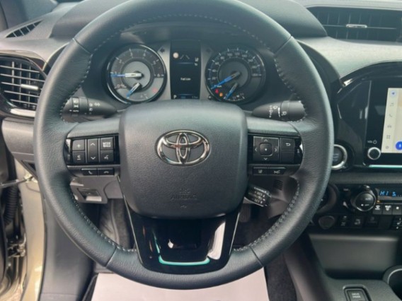 Aperçu de la photo 12 du véhicule TOYOTA HILUX DOUBLE CABINE