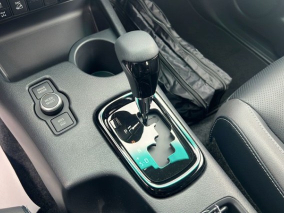 Aperçu de la photo 13 du véhicule TOYOTA HILUX DOUBLE CABINE