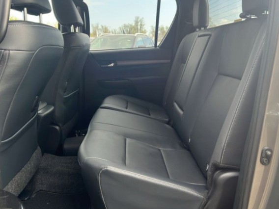 Aperçu de la photo 11 du véhicule TOYOTA HILUX DOUBLE CABINE