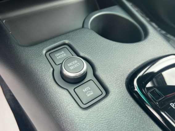 Aperçu de la photo 15 du véhicule TOYOTA HILUX DOUBLE CABINE