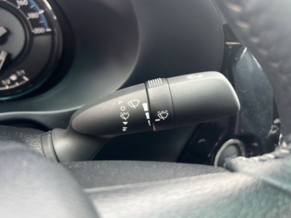 Aperçu de la photo 16 du véhicule TOYOTA HILUX DOUBLE CABINE