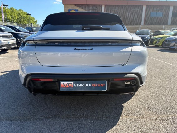 Aperçu de la photo 9 du véhicule PORSCHE TAYCAN CROSS TURISMO