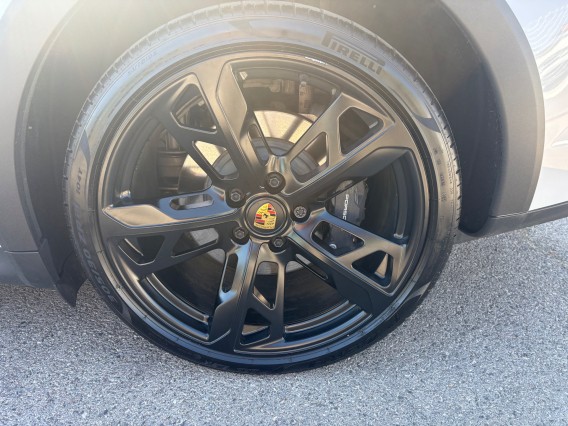 Aperçu de la photo 12 du véhicule PORSCHE TAYCAN CROSS TURISMO