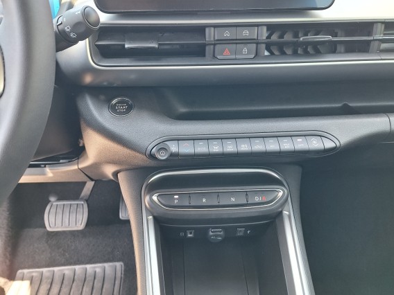 Aperçu de la photo 13 du véhicule JEEP AVENGER ELECTRIQUE
