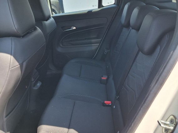 Aperçu de la photo 17 du véhicule JEEP AVENGER ELECTRIQUE