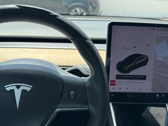 Aperçu de la photo 27 du véhicule TESLA MODEL 3