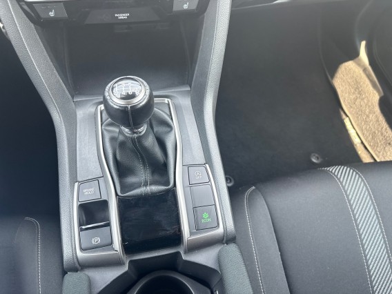 Aperçu de la photo 16 du véhicule HONDA CIVIC 2018