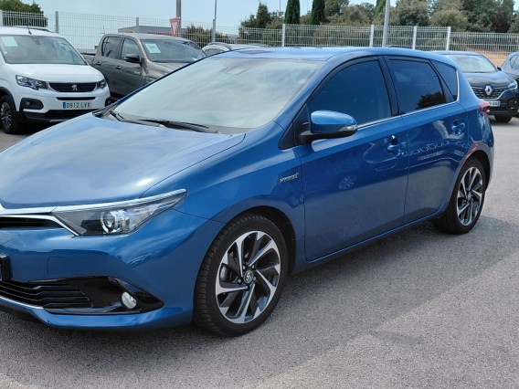 Aperçu de la photo 2 du véhicule TOYOTA AURIS