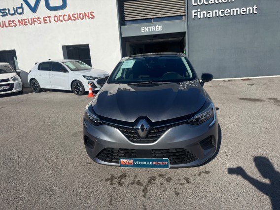 Aperçu de la photo 3 du véhicule RENAULT CLIO V