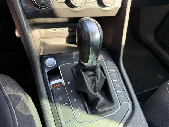 Aperçu de la photo 15 du véhicule VOLKSWAGEN TIGUAN
