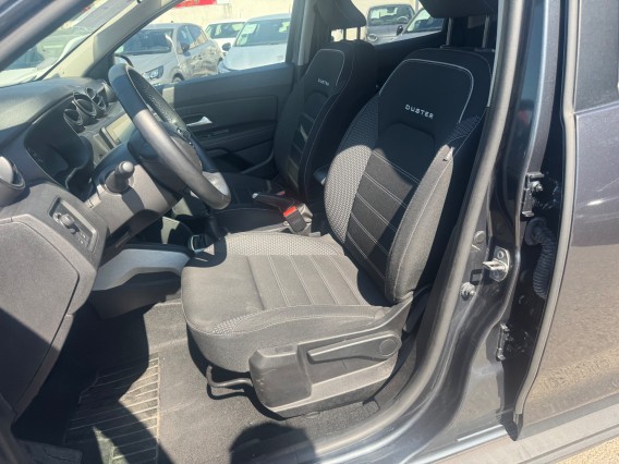 Aperçu de la photo 19 du véhicule DACIA DUSTER