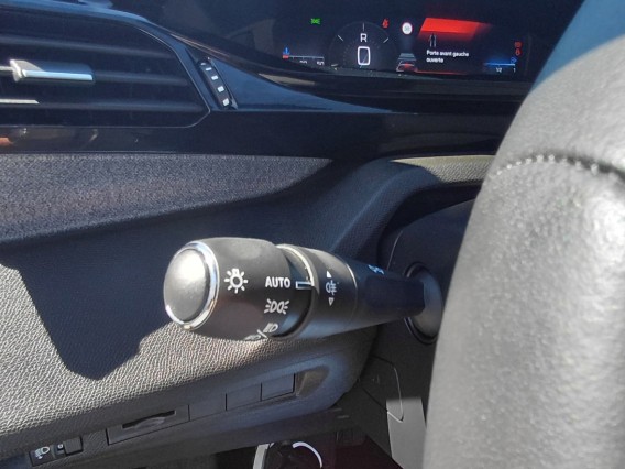 Aperçu de la photo 19 du véhicule PEUGEOT 308