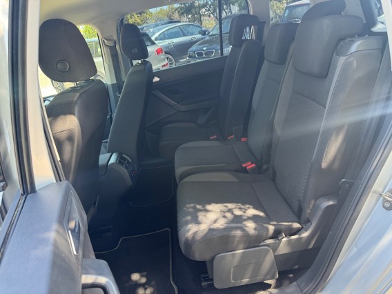 Aperçu de la photo 20 du véhicule VOLKSWAGEN TOURAN