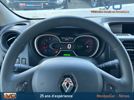 Aperçu de la photo 12 du véhicule RENAULT TRAFIC COMBI