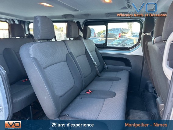 Aperçu de la photo 18 du véhicule RENAULT TRAFIC COMBI