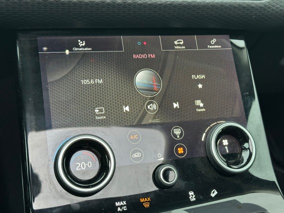 Aperçu de la photo 18 du véhicule LAND-ROVER RANGE ROVER VELAR