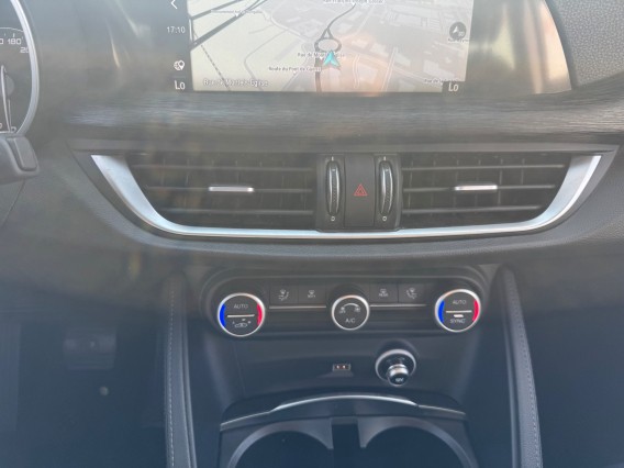 Aperçu de la photo 15 du véhicule ALFA ROMEO STELVIO MY21