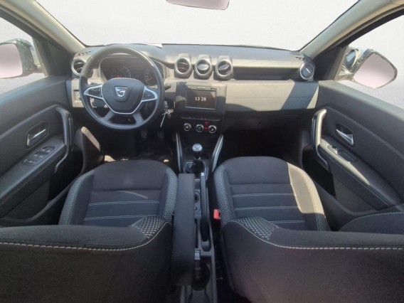 Aperçu de la photo 3 du véhicule DACIA DUSTER