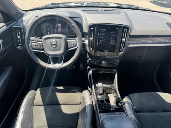 Aperçu de la photo 11 du véhicule VOLVO XC40